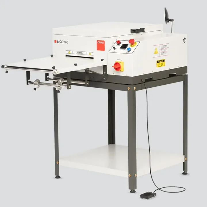 Fusionadeira contínua Censi MCE 240 com esteira de 24 cm